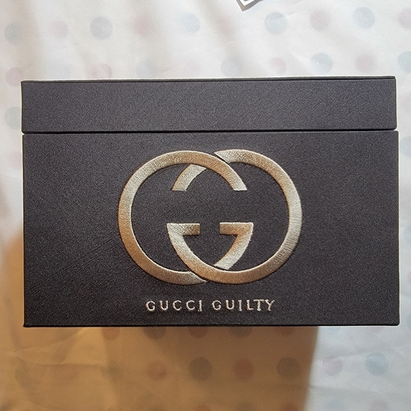 GUCCI Guilty Gift Storage Box - Picture 3 of 11